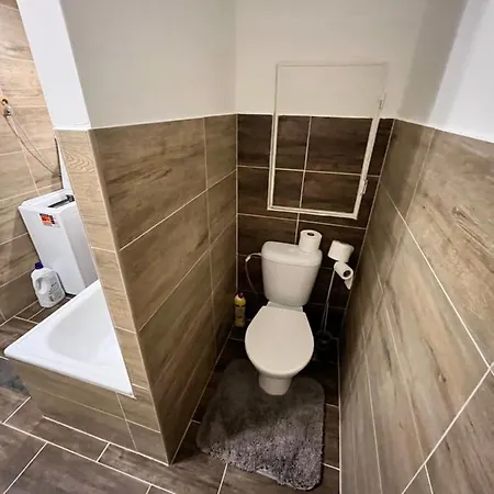 Appartement Free Wifi - Urban Oasis